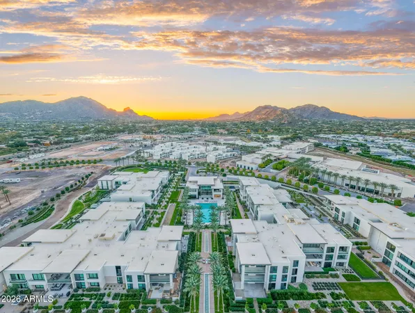 $18,000 | 6587 North Palmeraie Boulevard, Unit 2015, Paradise Valley, AZ 85253