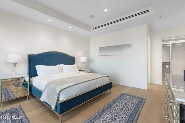 $20,000 | 6587 North Palmeraie Boulevard, Unit 2015, Paradise Valley, AZ 85253