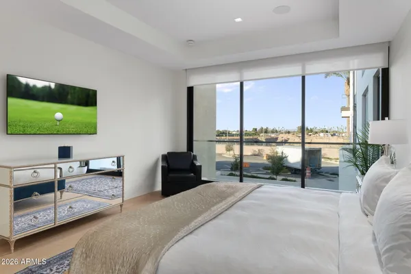 $18,000 | 6587 North Palmeraie Boulevard, Unit 2015, Paradise Valley, AZ 85253