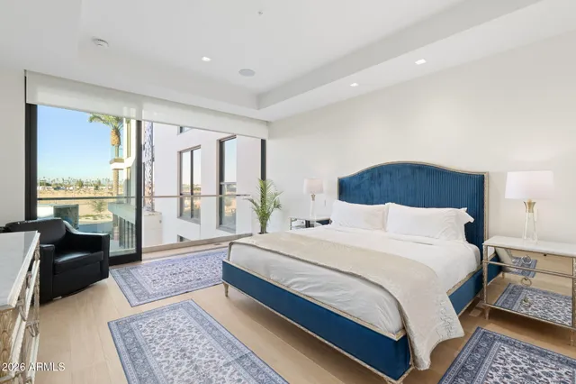 $20,000 | 6587 North Palmeraie Boulevard, Unit 2015, Paradise Valley, AZ 85253