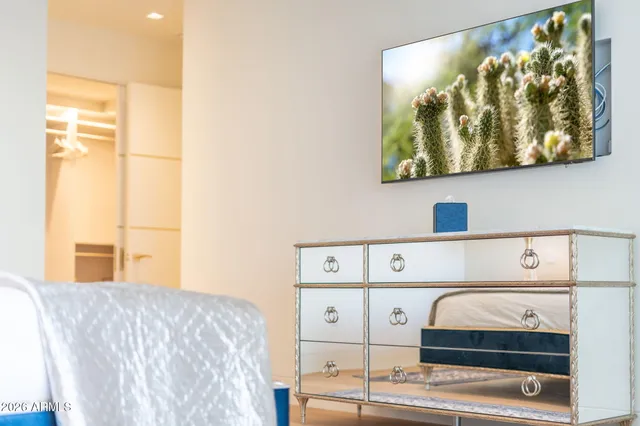 $20,000 | 6587 North Palmeraie Boulevard, Unit 2015, Paradise Valley, AZ 85253