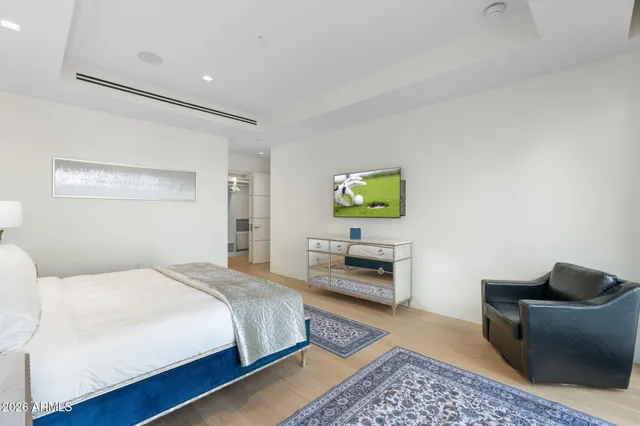 $20,000 | 6587 North Palmeraie Boulevard, Unit 2015, Paradise Valley, AZ 85253