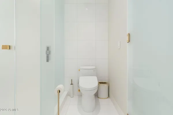 $18,000 | 6587 North Palmeraie Boulevard, Unit 2015, Paradise Valley, AZ 85253