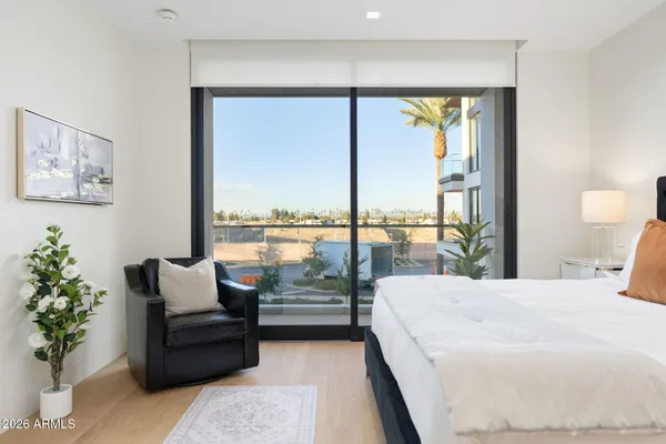 $18,000 | 6587 North Palmeraie Boulevard, Unit 2015, Paradise Valley, AZ 85253