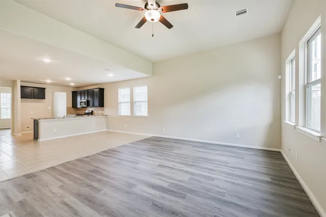 $2,300 | 12638 Silver Winter Trail, Houston, TX 77014