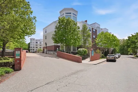 $689,000 | 5 Ballister Street, Unit 523, Wakefield, MA 01880