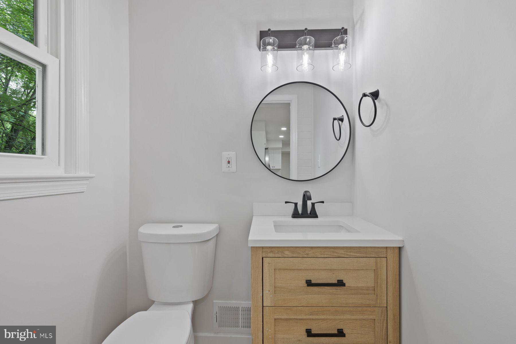 6712 Huntsman Boulevard Springfield, VA 22152 - Photo 19 of 47