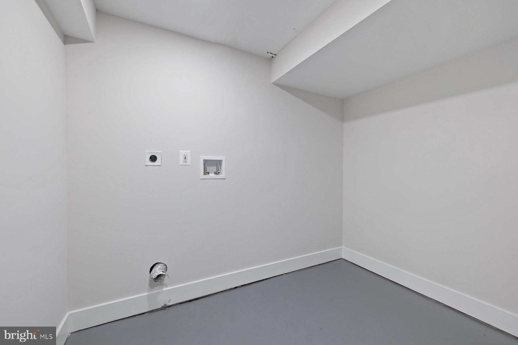 6712 Huntsman Boulevard Springfield, VA 22152 - Photo 34 of 47