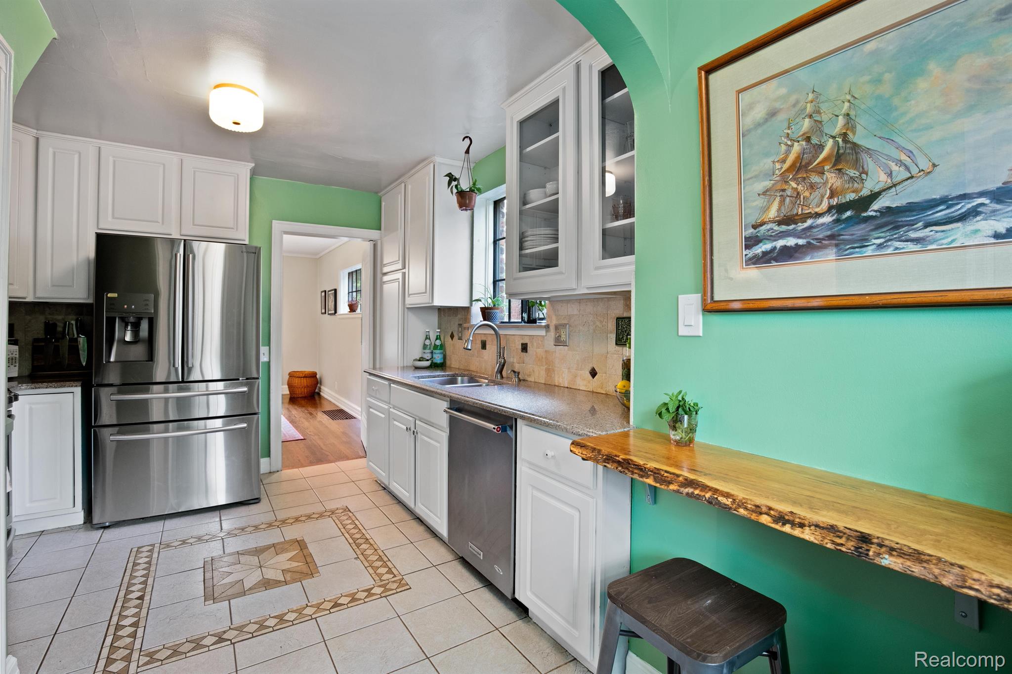 16564 Huntington Road Detroit, MI 48219 - Photo 22 of 47 Kitchen