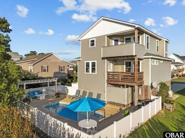 $775,000 | 3924 Tarkle Ridge Drive, Kitty Hawk, NC 27949