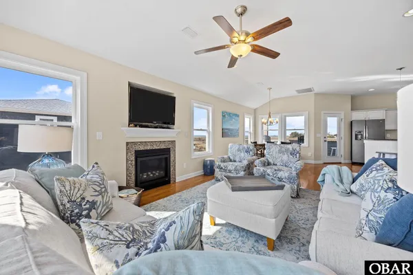 $775,000 | 3924 Tarkle Ridge Drive, Kitty Hawk, NC 27949