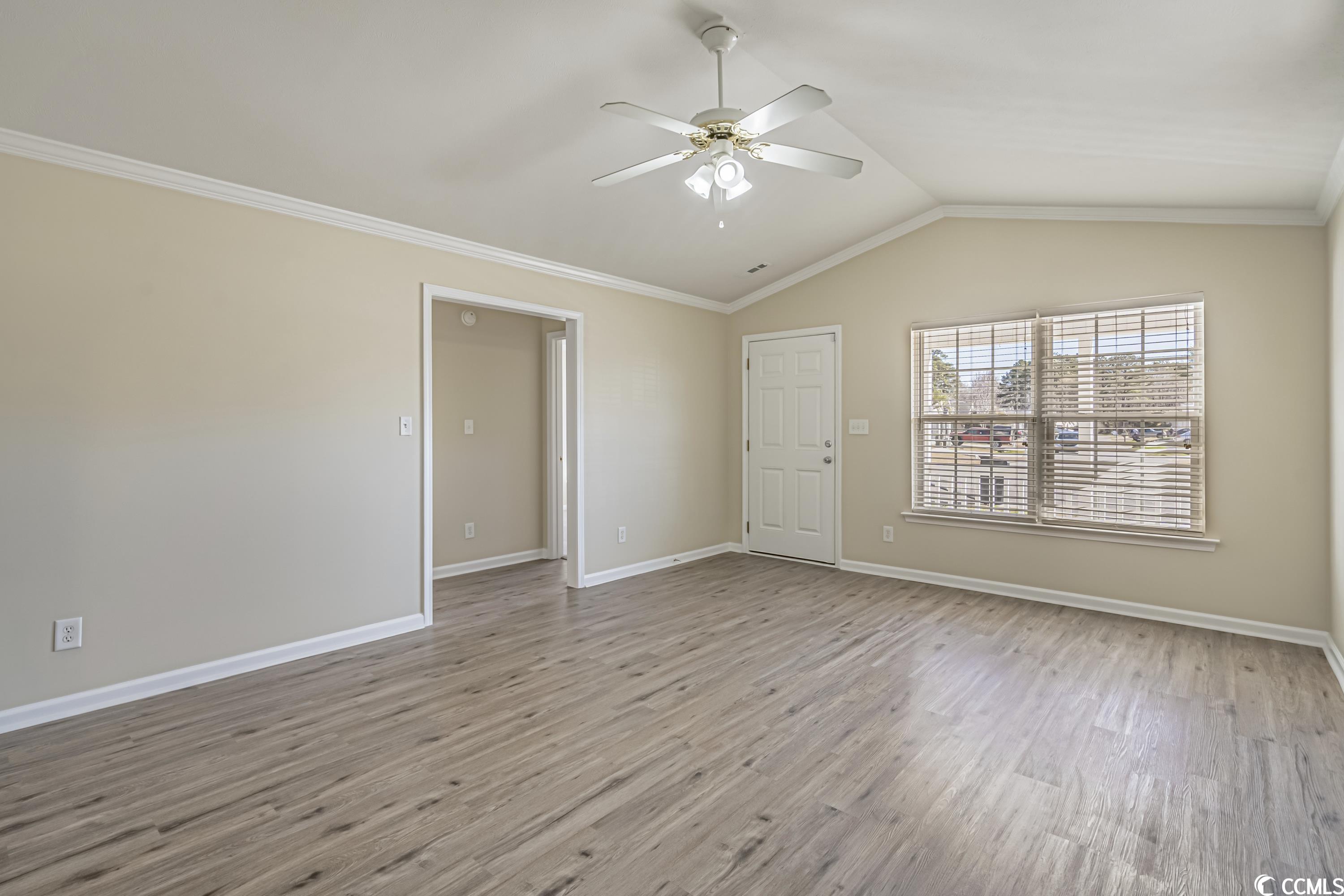 9812 Conifer Lane Murrells Inlet, SC 29576 - Photo 10 of 40 Gallery Image 10