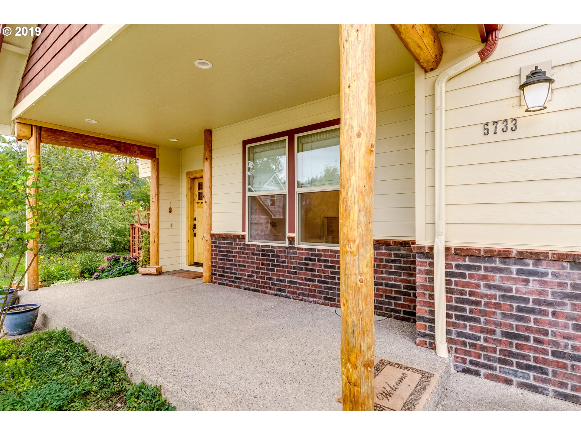 5733 Peridot Way Springfield, OR 97478 - Photo 4 of 32 Gallery Image 4
