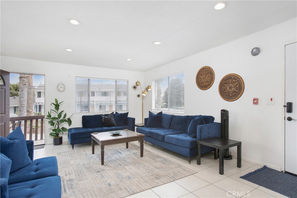 140 Avenida Algodon, Unit B San Clemente, CA 92672 - Photo 2 of 15