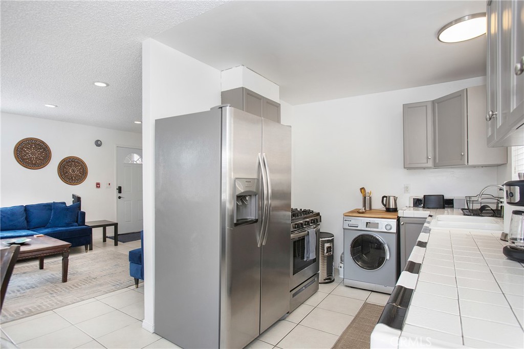 140 Avenida Algodon, Unit B San Clemente, CA 92672 - Photo 6 of 15