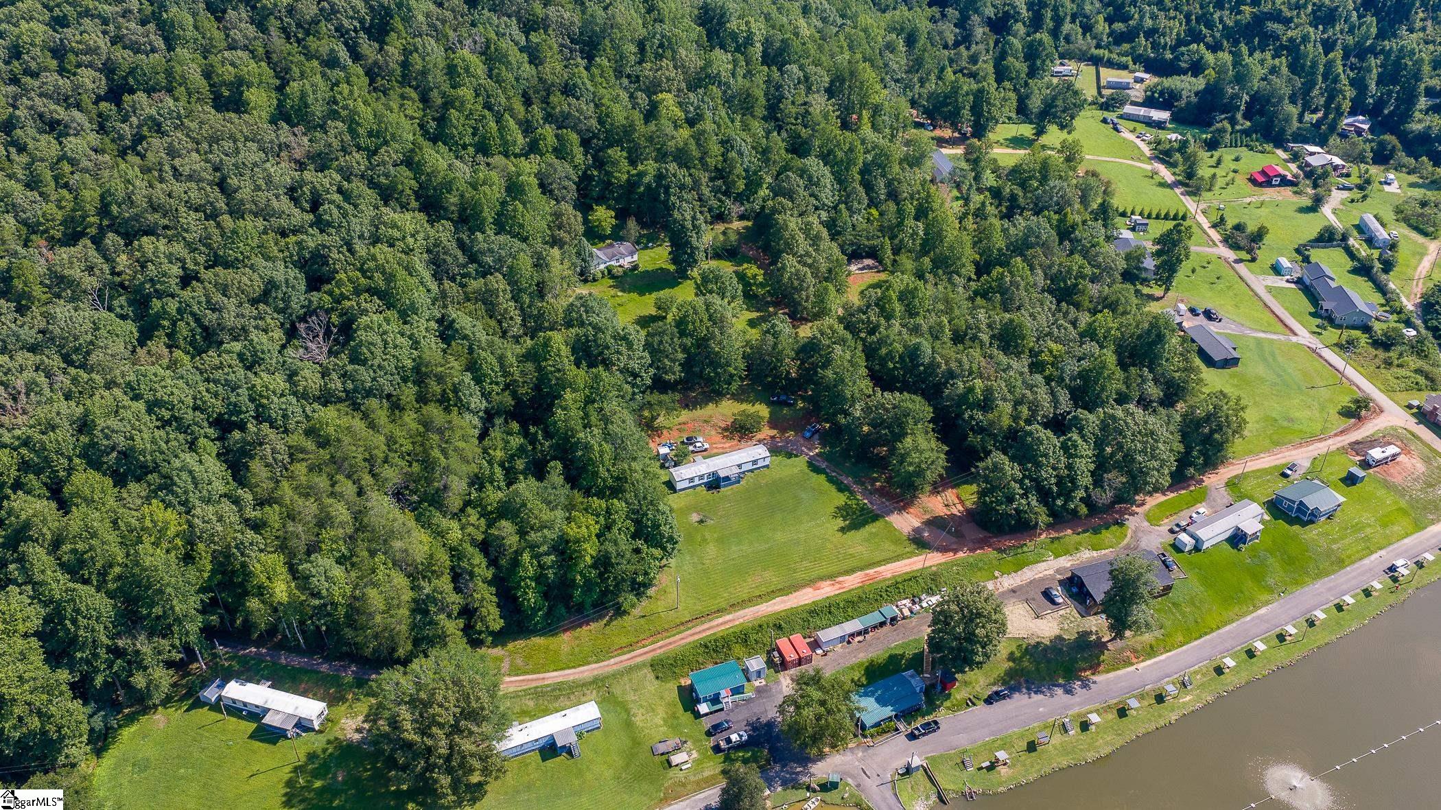122 Lake Circle Road Marietta, SC 29661 - Photo 5 of 25 Gallery Image 5