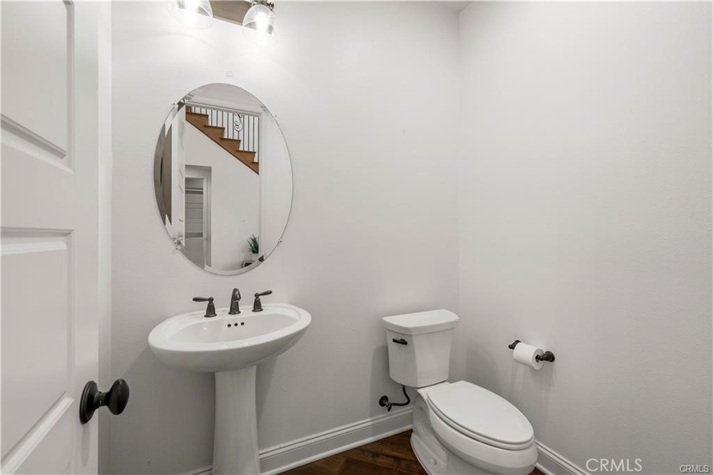 24949 Old Stone Way Stevenson Ranch, CA 91381 - Photo 25 of 75