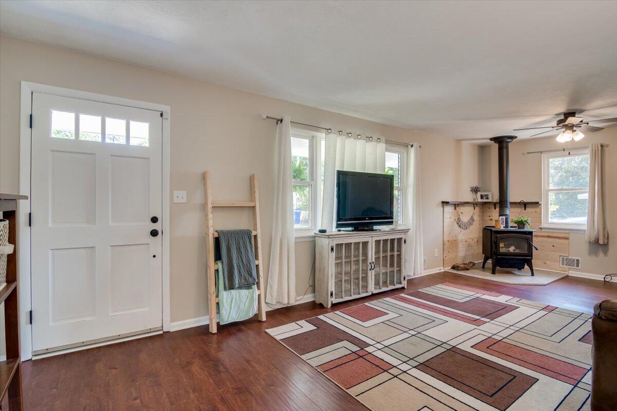 3532 Rainbow Road Martinez, GA 30907 - Photo 4 of 30 04-004-
