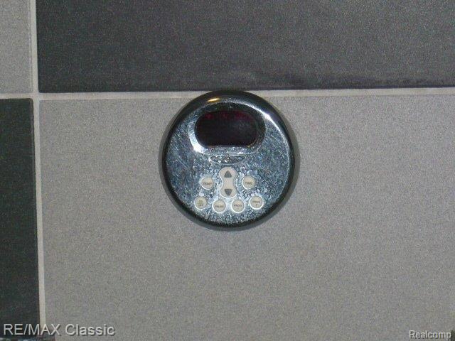 19480 Clement Road Northville, MI 48167 - Photo 15 of 24 ELECTRONIC STEAM