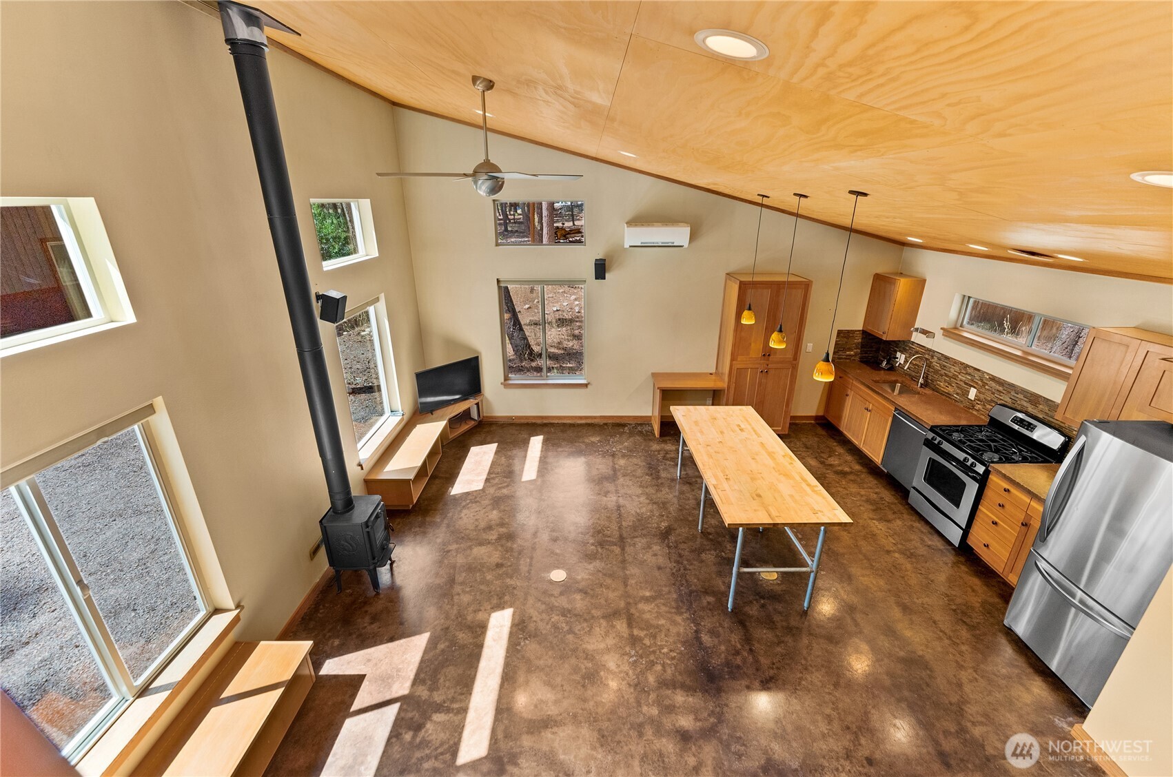 16 Littell Road Mazama, WA 98833 - Photo 6 of 40