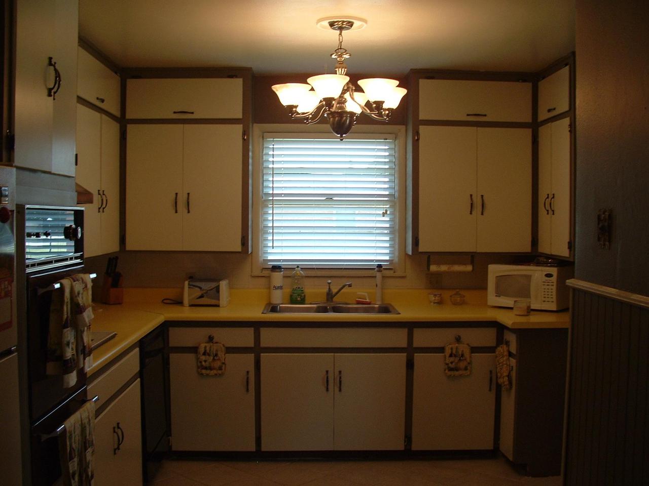3500 South Rusk Street Amarillo, TX 79109 - Photo 4 of 5 kitchen
