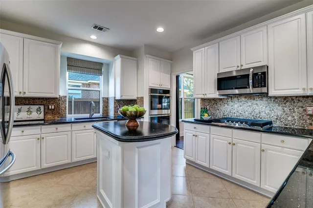 $639,000 | 3614 MacKenzie Lane, Richardson, TX 75082