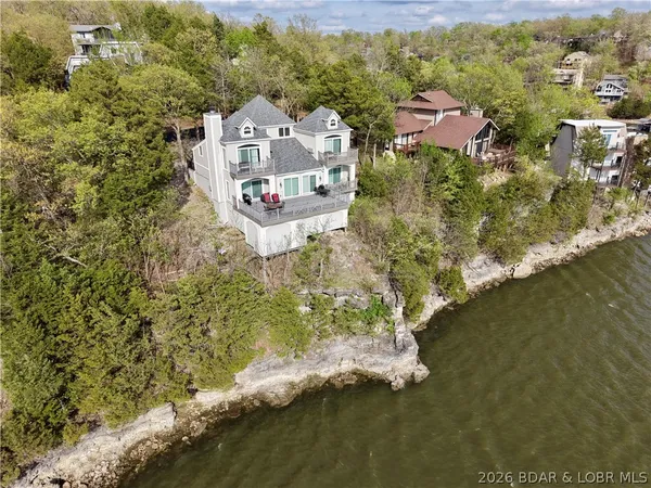 $1,100,000 | 75 Elbow Cay, Osage Beach, MO 65065