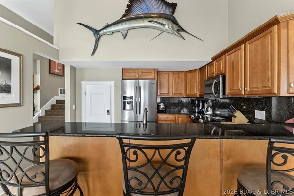 $1,100,000 | 75 Elbow Cay, Osage Beach, MO 65065
