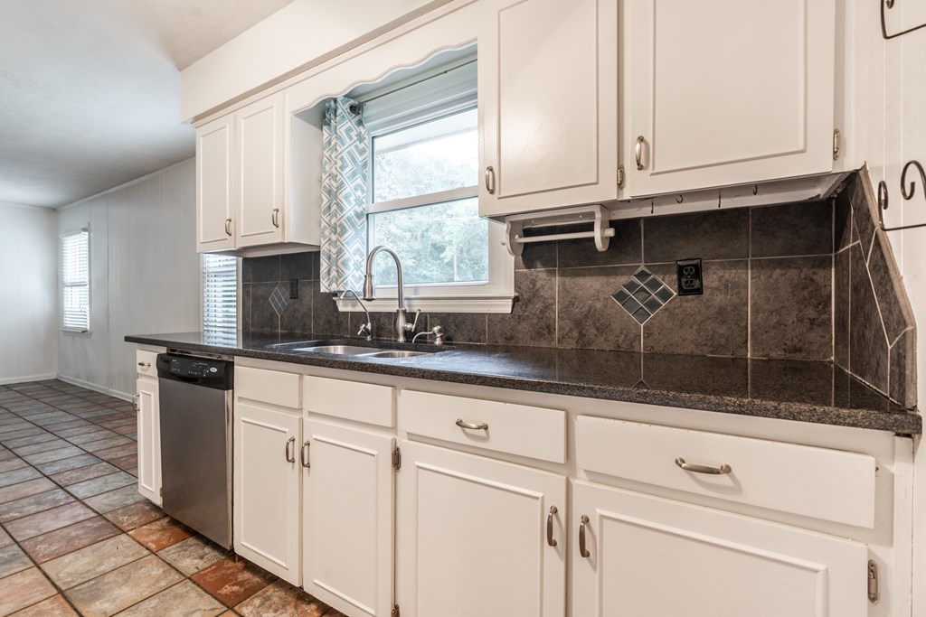 760 Jones Road Cataula, GA 31804 - Photo 3 of 25 Gallery Image 3