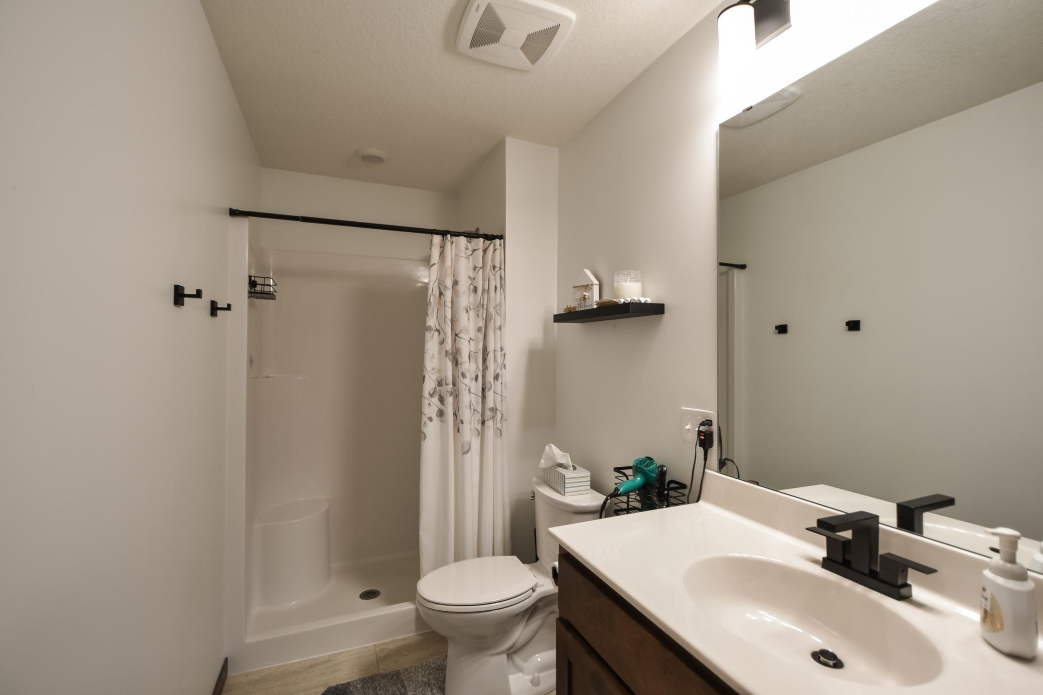 306 11th Street Goodhue, MN 55027 - Photo 12 of 29