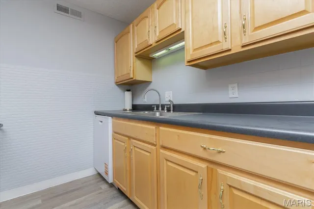 $115,000 | 1468 Hawks Nest Court, Unit C, St. Charles, MO 63303