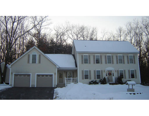 62 Autumn Road Dracut, MA 01826 - Photo 1 of 11 Gallery Image 1