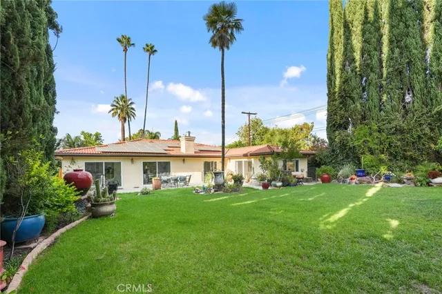 $10,990 | 18760 Wells Drive, Tarzana, CA 91356