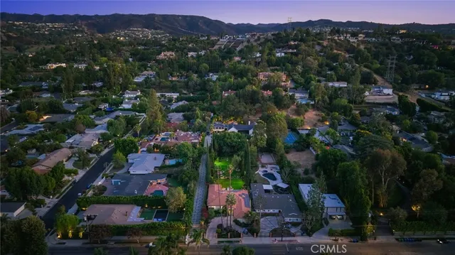 $10,990 | 18760 Wells Drive, Tarzana, CA 91356