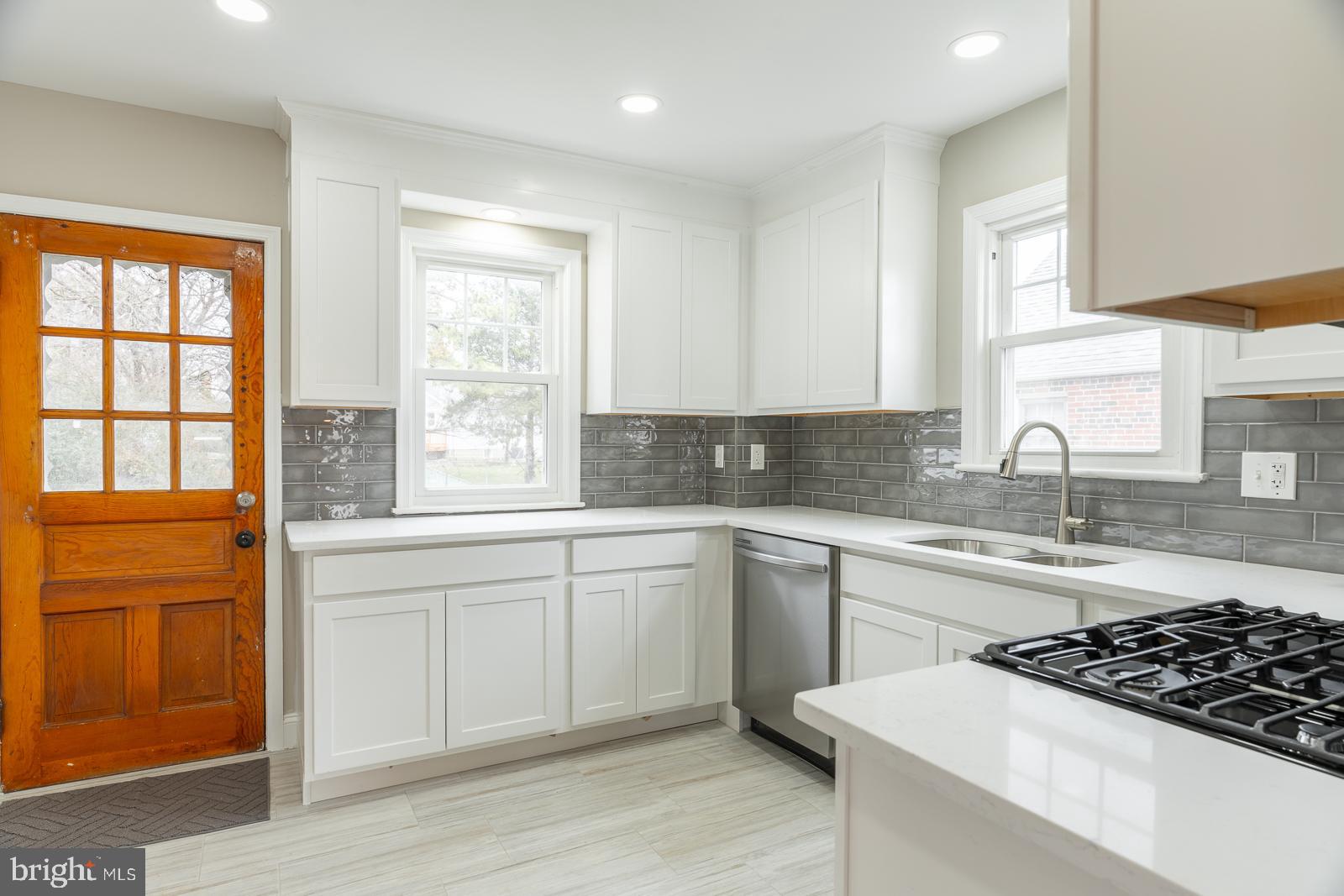 407 Sandy Spring Road Laurel, MD 20707 - Photo 14 of 32 Kitchen
