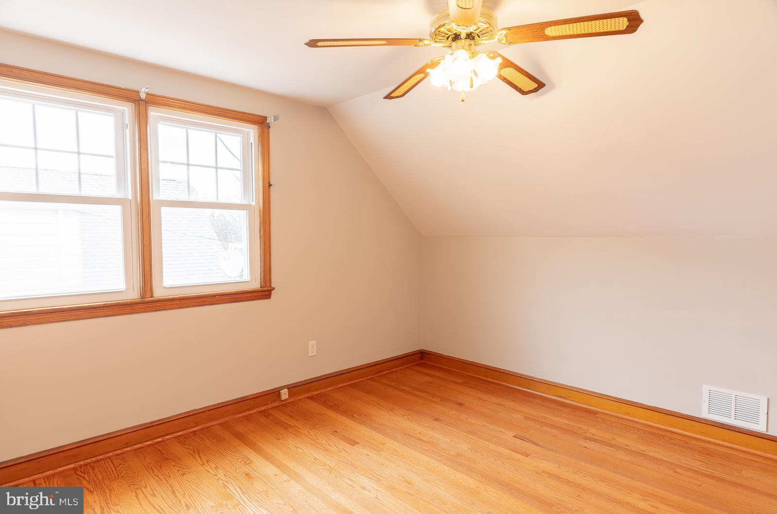 407 Sandy Spring Road Laurel, MD 20707 - Photo 19 of 32 Bedroom 2
