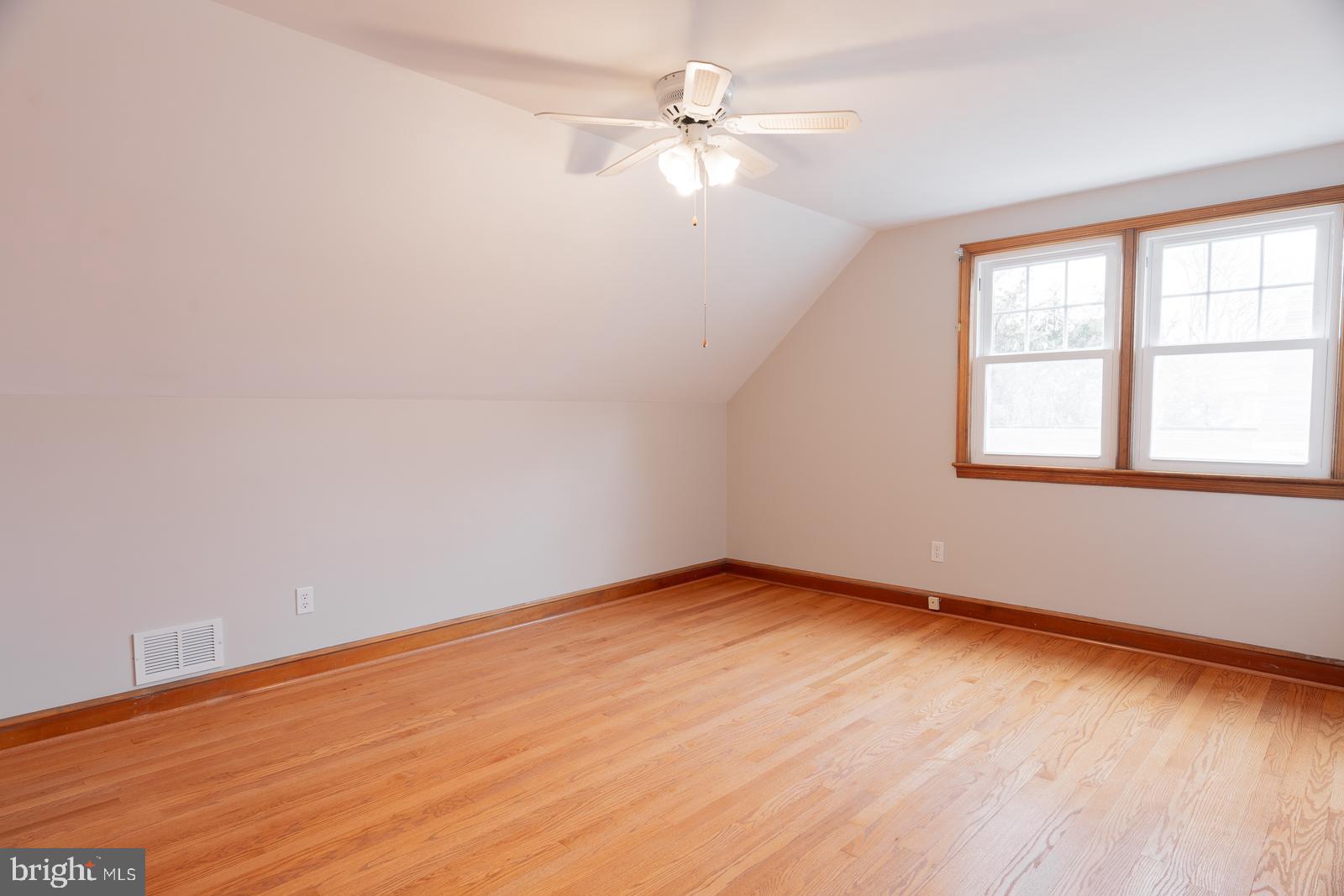 407 Sandy Spring Road Laurel, MD 20707 - Photo 24 of 32 Bedroom 4