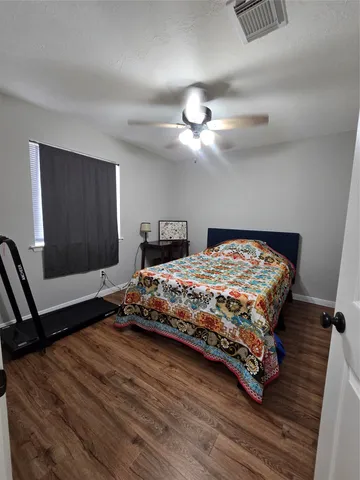 $2,000 | 1411 Dorsetshire Drive, Pasadena, TX 77504