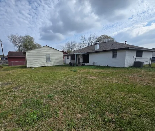 $1,900 | 1411 Dorsetshire Drive, Pasadena, TX 77504