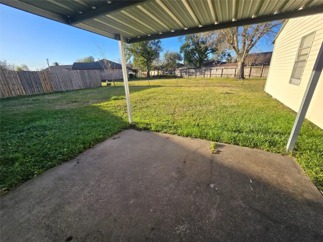 $2,000 | 1411 Dorsetshire Drive, Pasadena, TX 77504