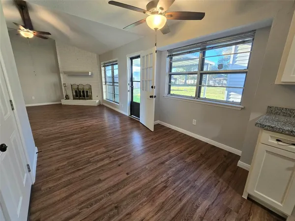 $1,900 | 1411 Dorsetshire Drive, Pasadena, TX 77504