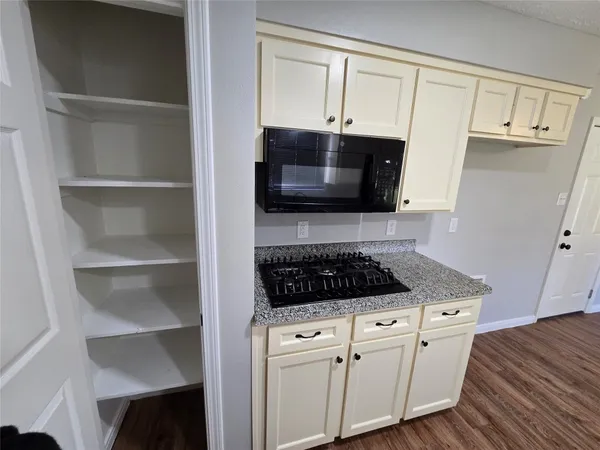 $1,900 | 1411 Dorsetshire Drive, Pasadena, TX 77504