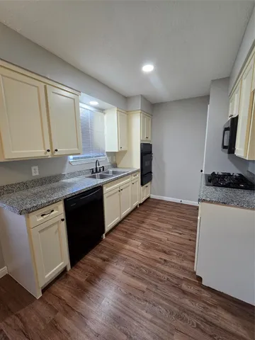 $2,000 | 1411 Dorsetshire Drive, Pasadena, TX 77504