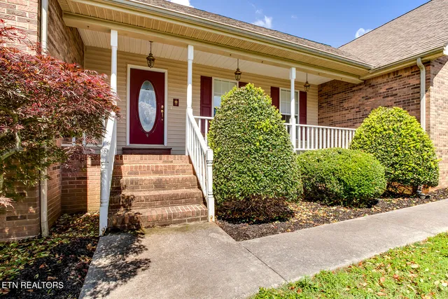 $499,000 | 309 Saligugi Lane, Loudon, TN 37774