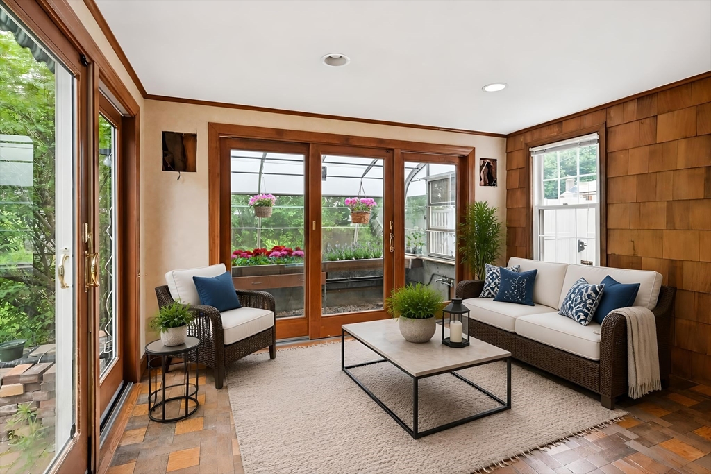 47 Fenway Drive Springfield, MA 01119 - Photo 40 of 42