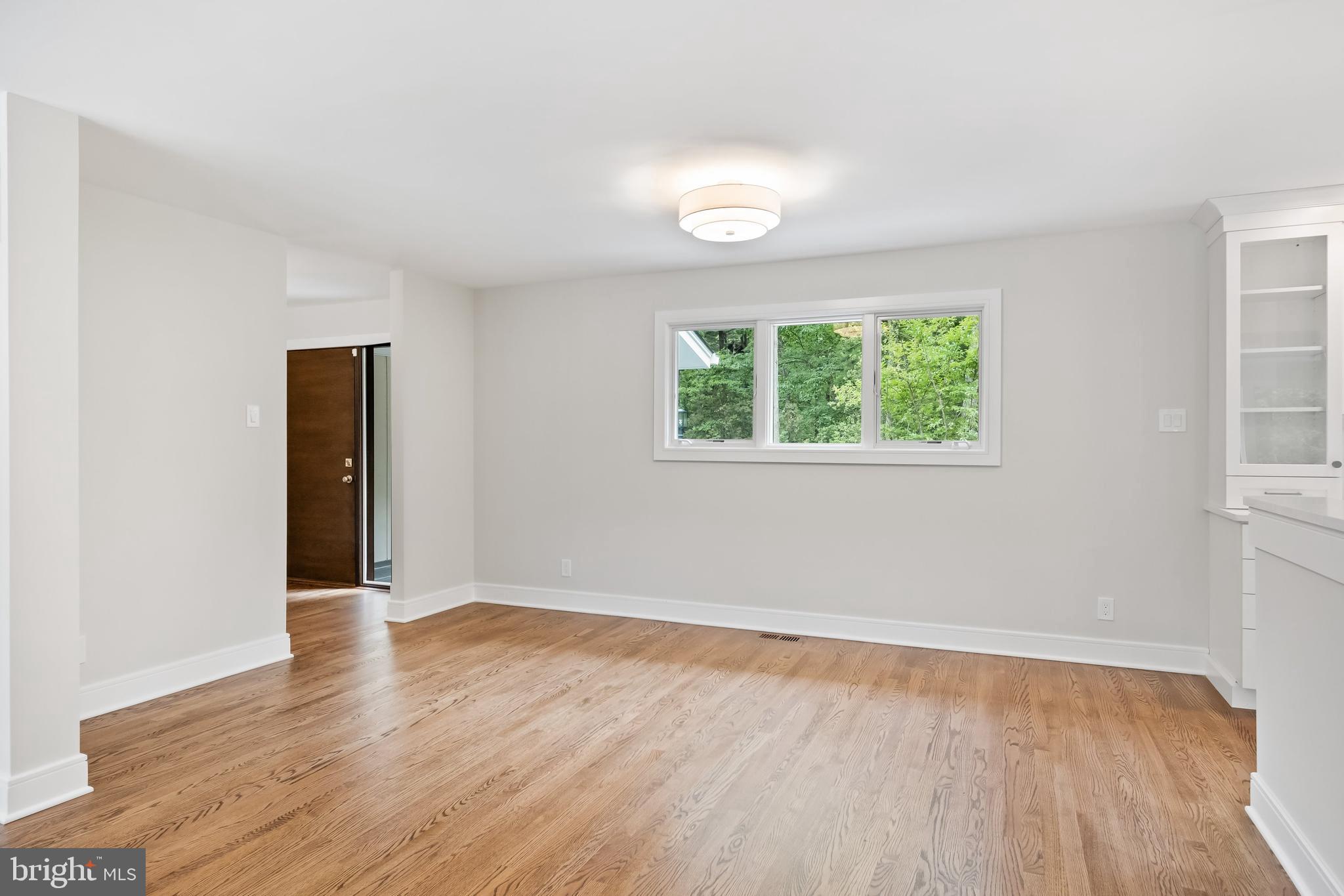 7 Sawmill Road Medford, NJ 08055 - Photo 6 of 37 Dining Area