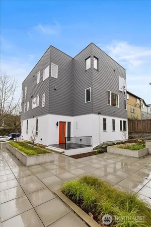 $4,200 | 2009 South Norman Street, Unit A, Seattle, WA 98144