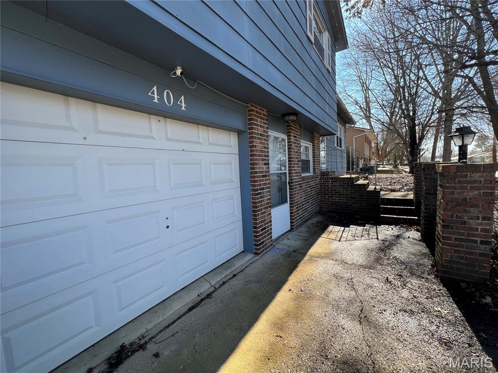 404 Fox Creek Road Rolla, MO 65401 - Photo 3 of 22