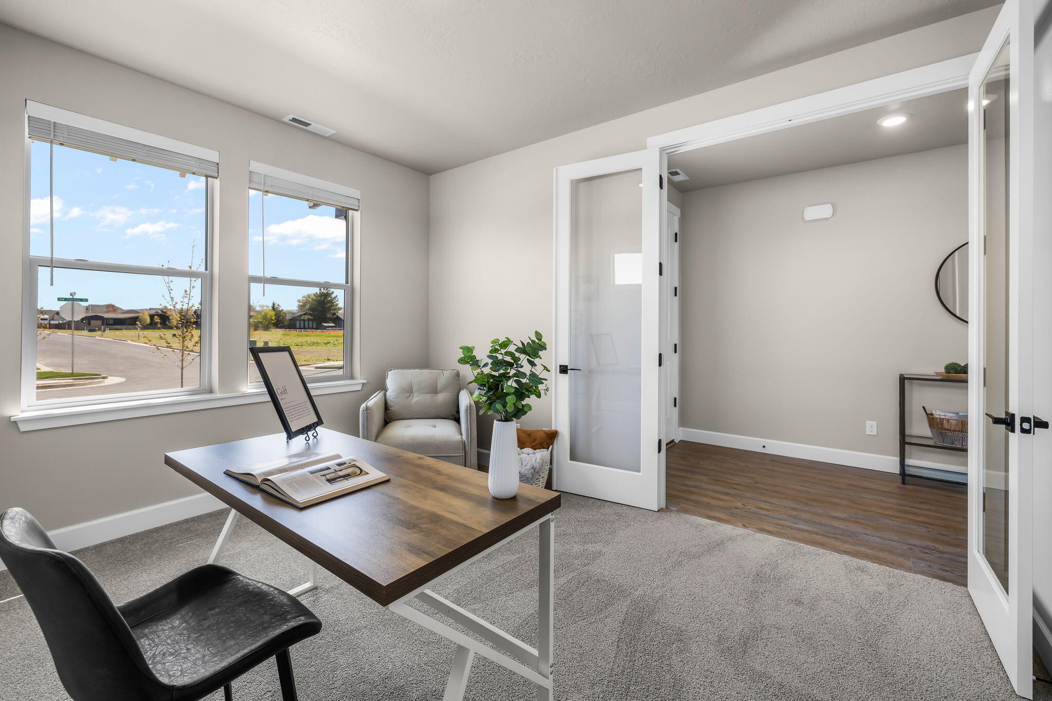 1098 Fairway Road, Unit 151 Madras, OR 97741 - Photo 6 of 29 2024_04_22_1098_nw_fairway_road_madras-7