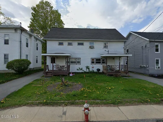 $275,000 | 609 Hudson Avenue, Stillwater, NY 12170